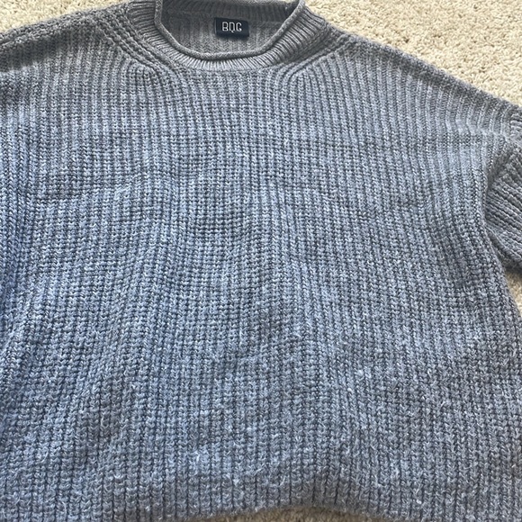 Urban Outfitters Sweater - Picture 4 of 4